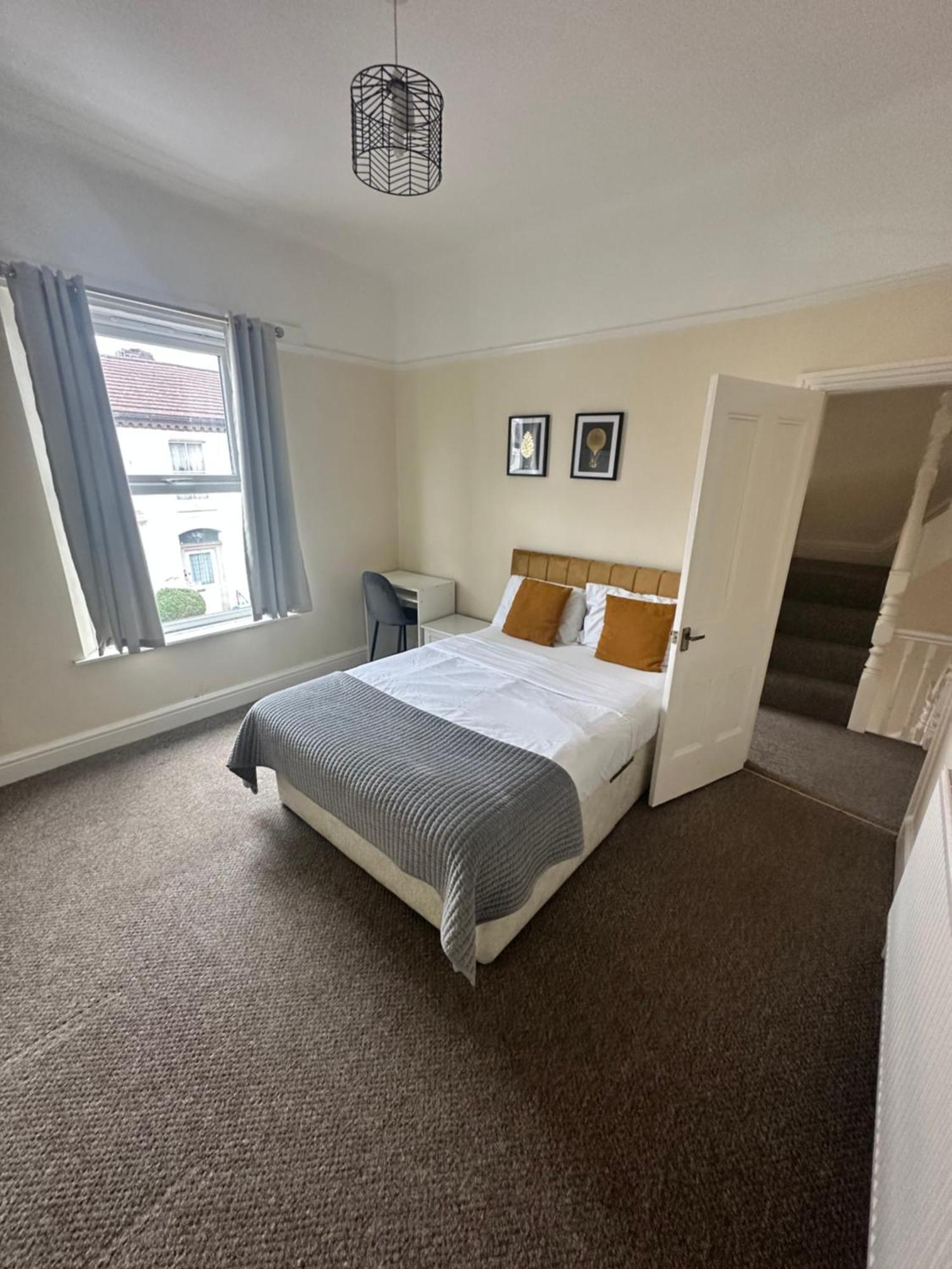 Modern 5 Bedroom House Near Lark Lane Liverpool Luaran gambar